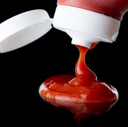 Come si scrive ketchup?