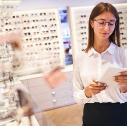 Ottico optometrista