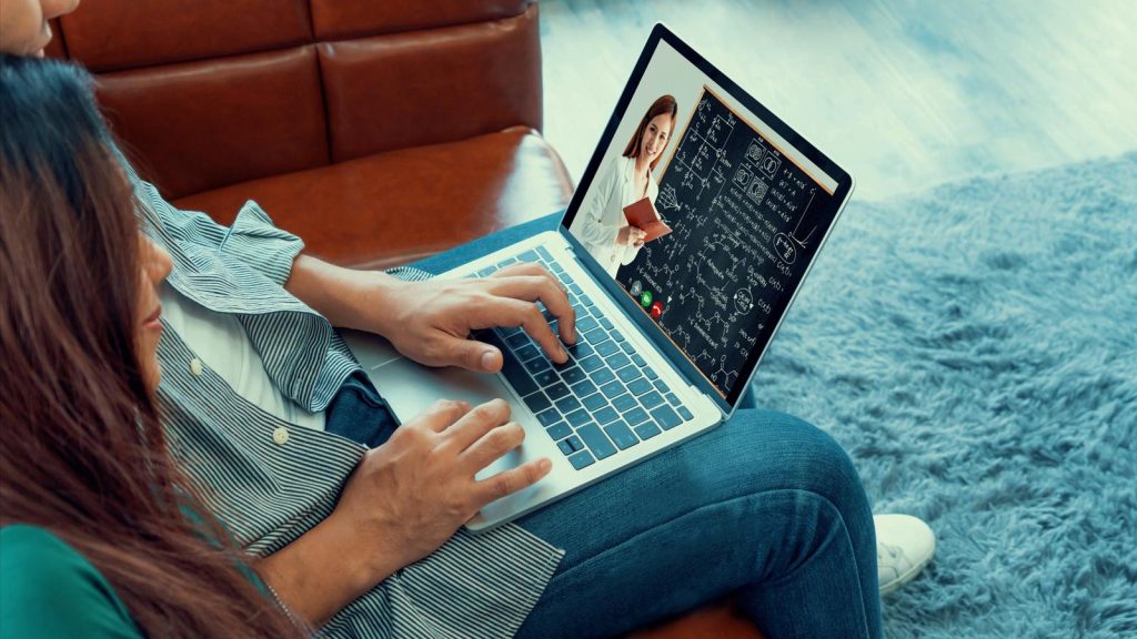 Prendere il diploma online